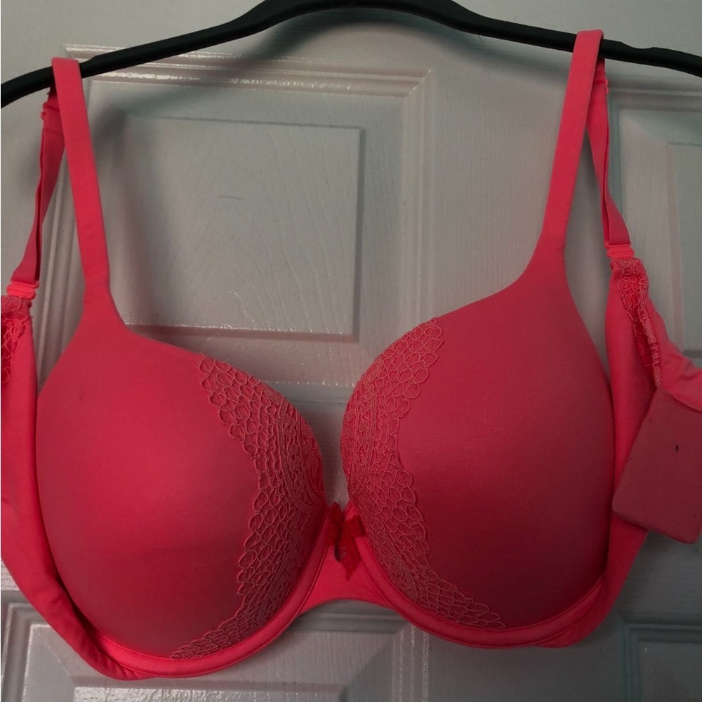 Brand new Victoria secret bra
